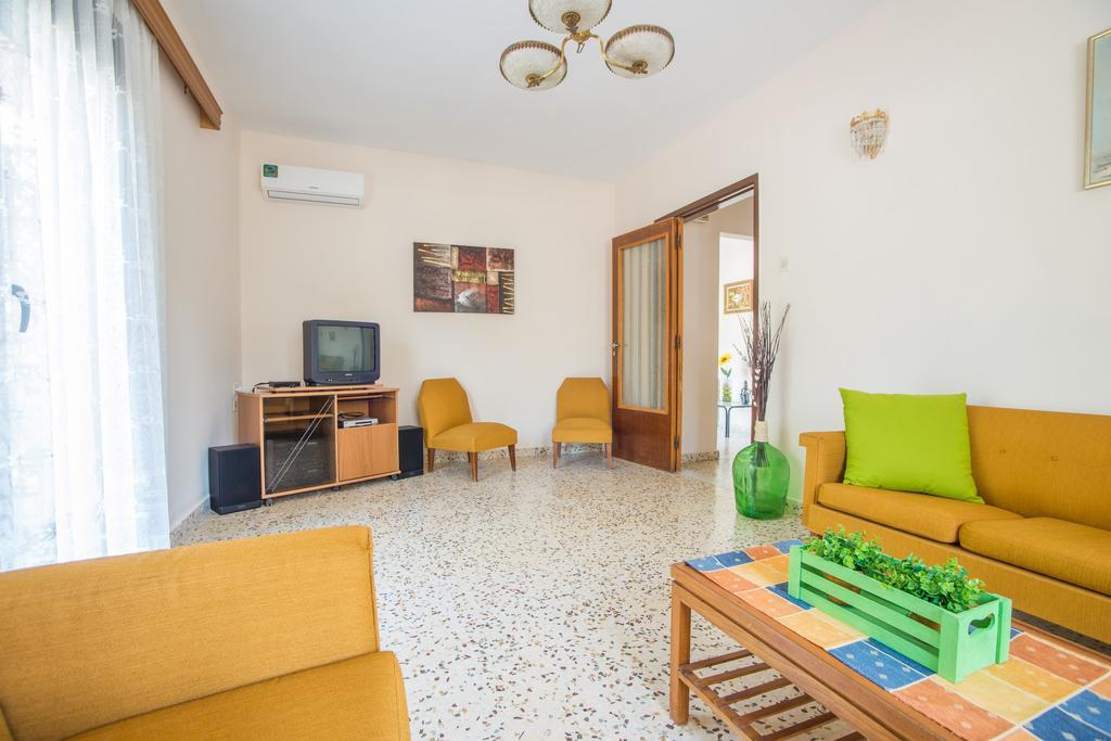 Country House * Pastida